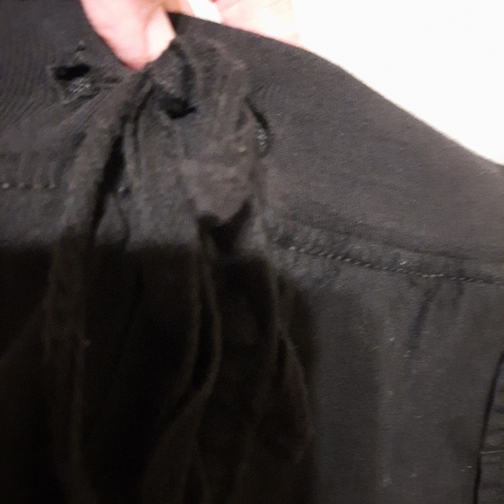 black capris. faded glory. size 12 (SRC-80) - Picture 5 of 8